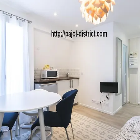 Apartment Cosy And Shiny Studio Pajol